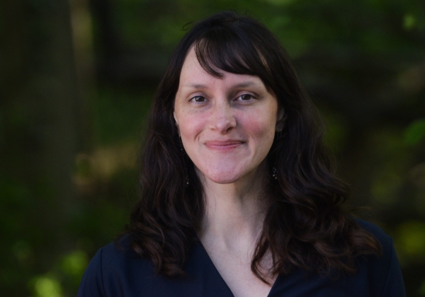 ellen headshot